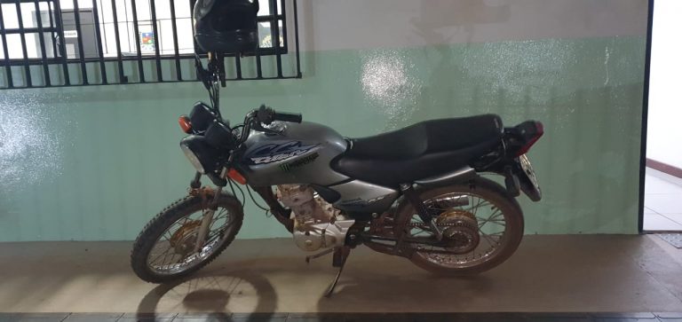 http://www.pm.ms.gov.br/wp-content/uploads/2019/10/Motocicletas-dos-traficantes-de-papagaios-25-de-outubro-de-2019-768x363.jpg