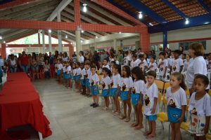 Formatura dos alunos da educação infantil e do 3º ano em Agosto.