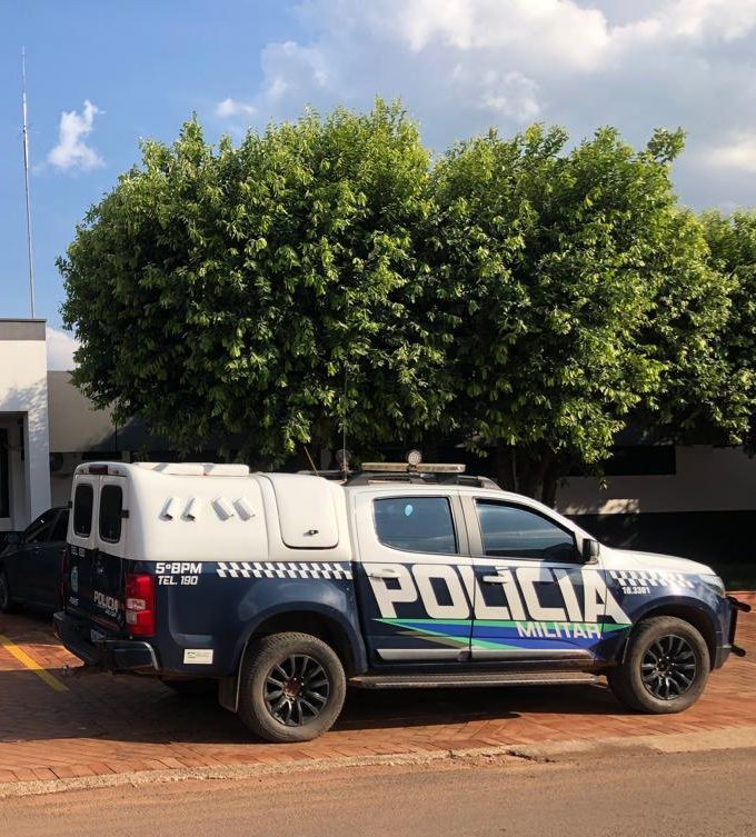 Polícia Militar prende homem por ameaçar a própria irmã com faca em Rio Verde