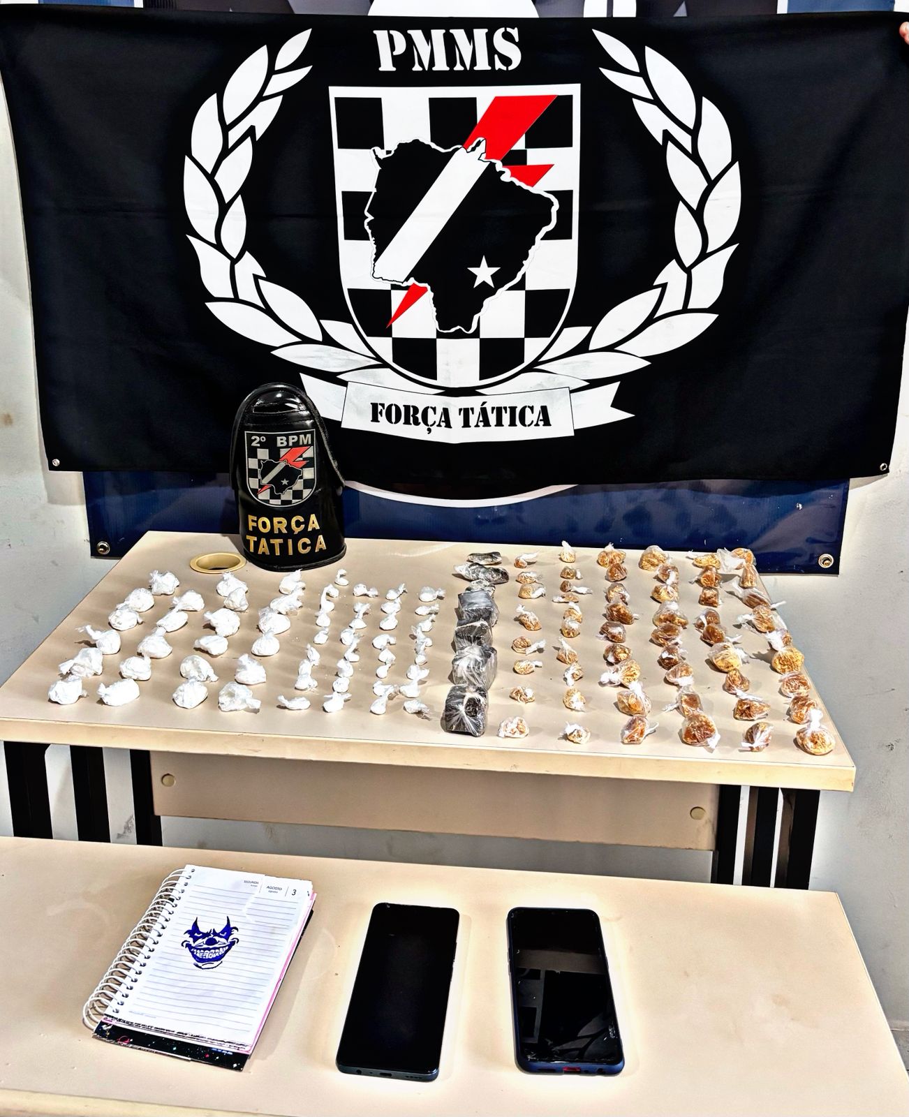 Polícia Militar em Três Lagoas realiza apreensão de autores de tráfico de drogas Polícia Militar em Três Lagoas realiza apreensão de autores de tráfico de drogas