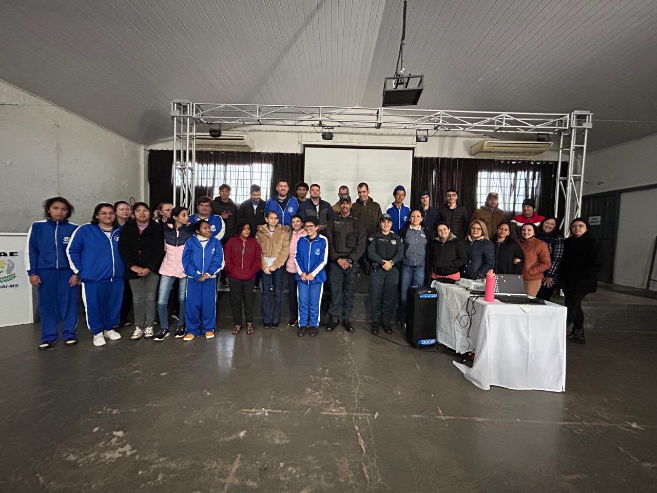PMMS realiza palestras preventivas e educativas em Amambai PMMS realiza palestras preventivas e educativas em Amambai