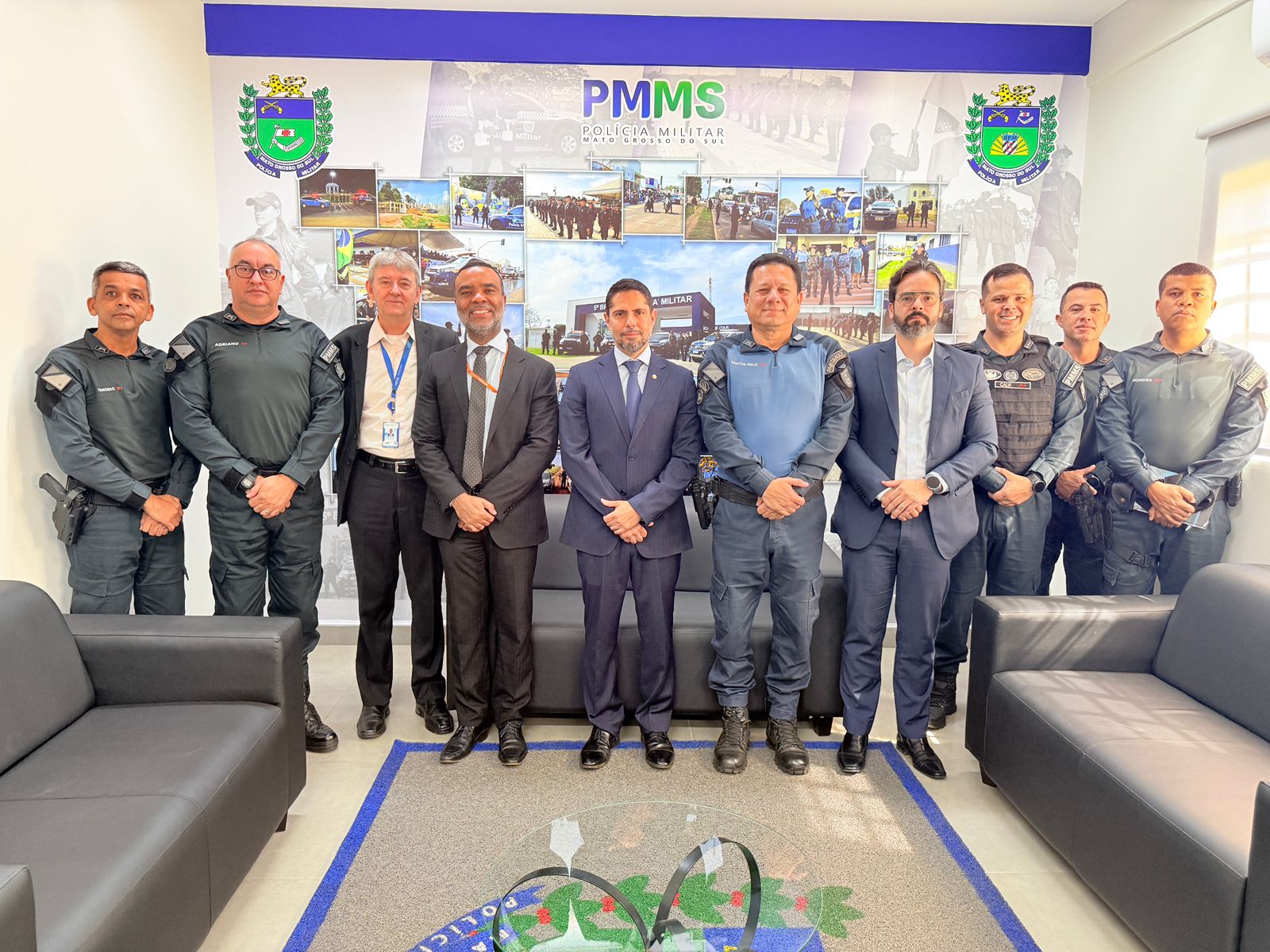 Polícia Militar recebe visita institucional de representantes do Ministério Público de Mato Grosso do Sul Polícia Militar recebe visita institucional de representantes do Ministério Público de Mato Grosso do Sul