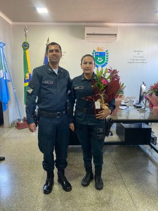 Em Três Lagoas, comandante do 2º Batalhão homenageia mães da unidade Em Três Lagoas, comandante do 2º Batalhão homenageia mães da unidade