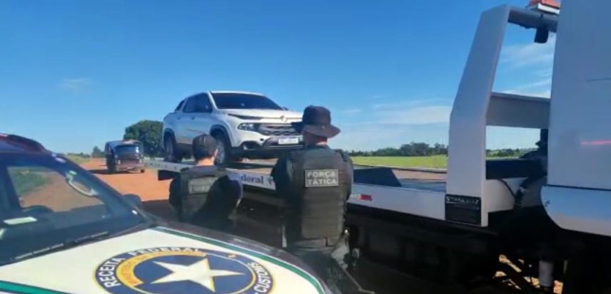 Polícia Militar apreende contrabando avaliado em R$ 1.500.00,00 reais Polícia Militar apreende contrabando avaliado em R$ 1.500.00,00 reais