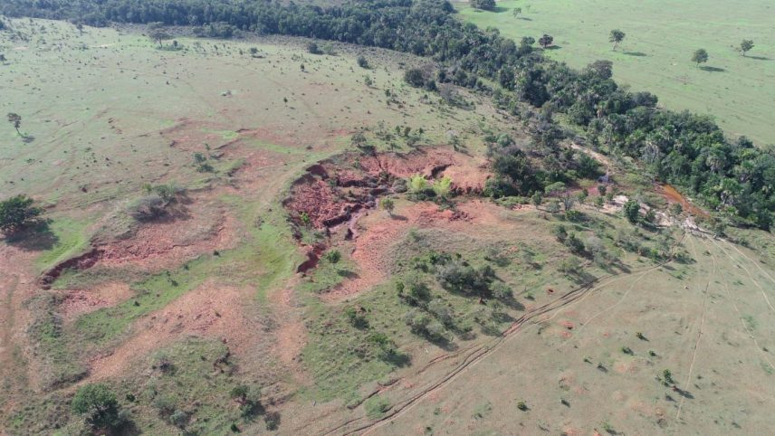Cassilândia : PMA autua produtor rural por erosões em 9 hectares de áreas degradadas
